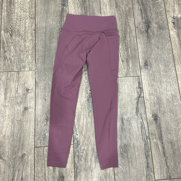 • Outdoor Voices • Swift 7/8 Length Athletic Legging Swift Berry Purple Small - Picture 7 of 7
